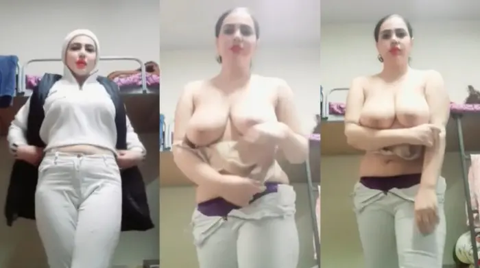 Cute Red Lipstick Babe Playing with Boobs Full Video
